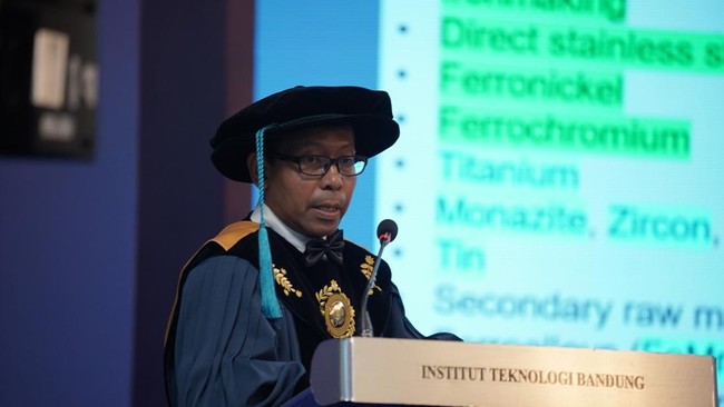 Gambar Profesor ITB Sulap 'Tanah' Jadi Logam Hanya Dalam 2 Menit